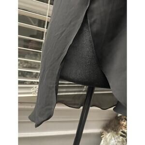 Dressy Black Sheer Short Sleeve Top with Rounded Tail Sm